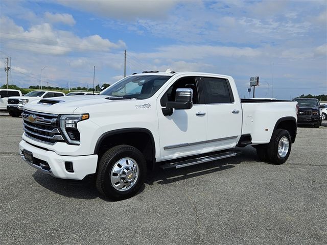 2024 Chevrolet Silverado 3500HD High Country