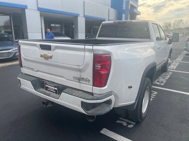 2024 Chevrolet Silverado 3500HD High Country