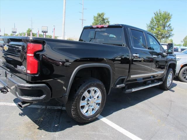 2024 Chevrolet Silverado 3500HD High Country