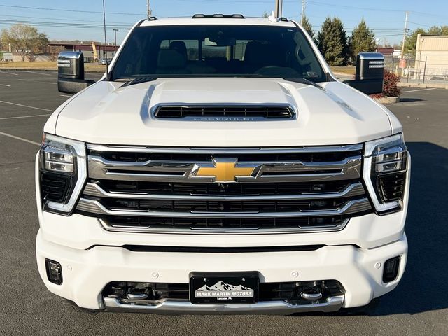 2024 Chevrolet Silverado 3500HD High Country