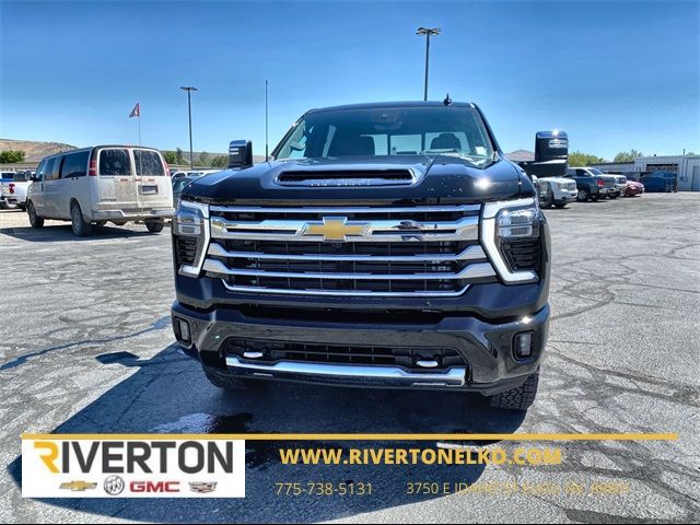 2024 Chevrolet Silverado 3500HD High Country