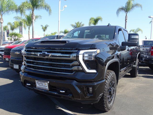 2024 Chevrolet Silverado 3500HD High Country