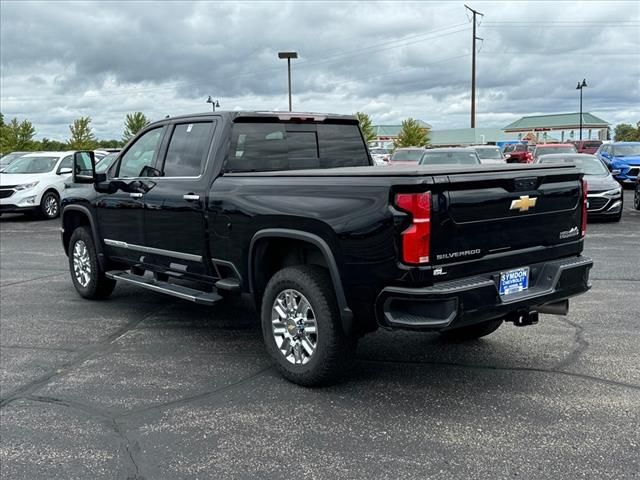 2024 Chevrolet Silverado 3500HD High Country