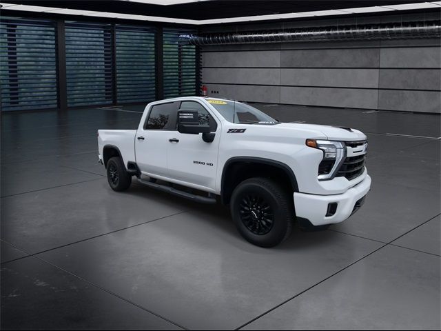 2024 Chevrolet Silverado 3500HD LT