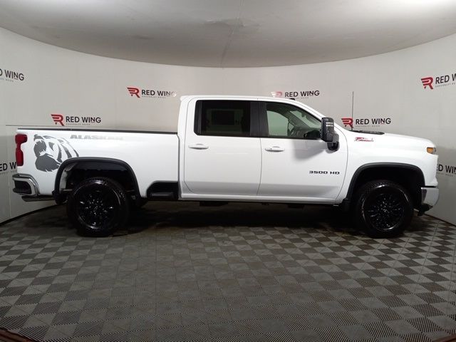 2024 Chevrolet Silverado 3500HD LT