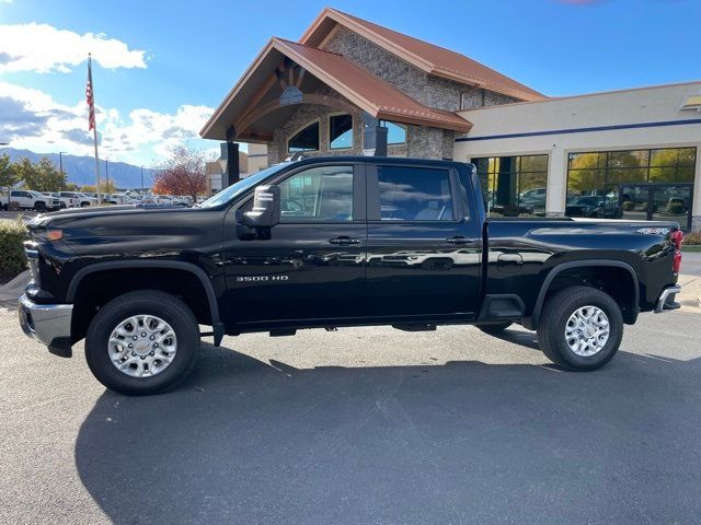 2024 Chevrolet Silverado 3500HD LT