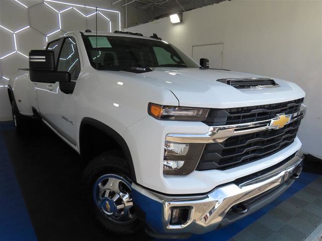 2024 Chevrolet Silverado 3500HD LT