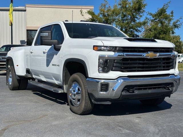 2024 Chevrolet Silverado 3500HD LT