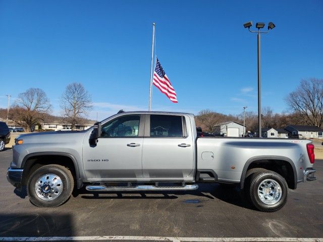 2024 Chevrolet Silverado 3500HD LT