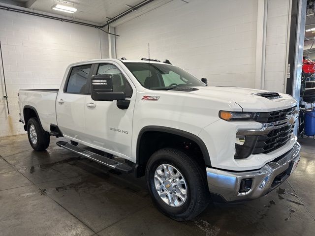 2024 Chevrolet Silverado 3500HD LT