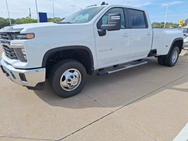 2024 Chevrolet Silverado 3500HD LT