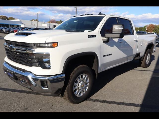 2024 Chevrolet Silverado 3500HD LT