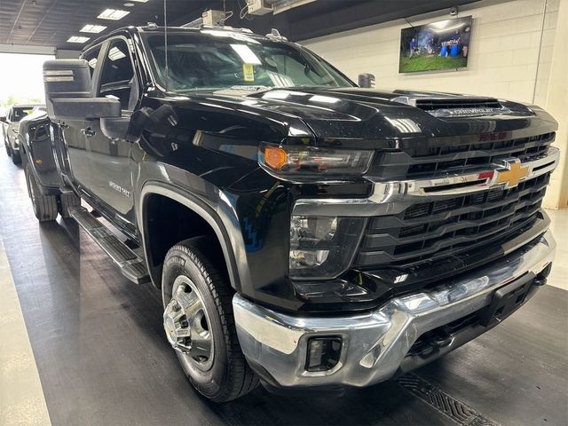 2024 Chevrolet Silverado 3500HD LT