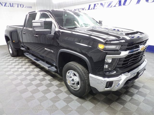 2024 Chevrolet Silverado 3500HD LT