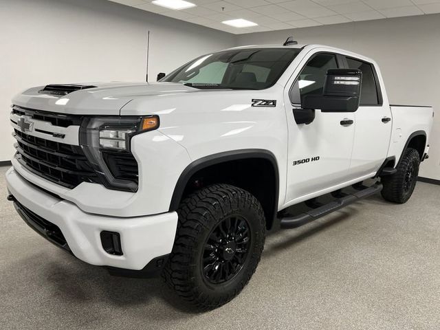 2024 Chevrolet Silverado 3500HD LT