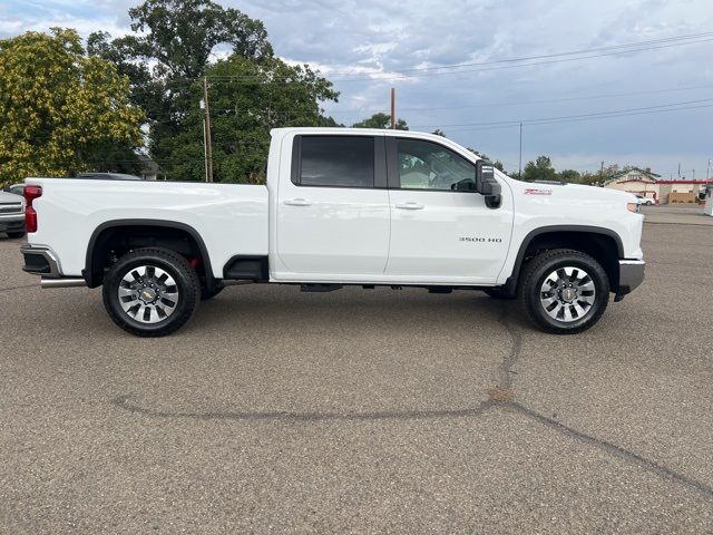 2024 Chevrolet Silverado 3500HD LT