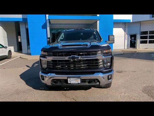 2024 Chevrolet Silverado 3500HD LT