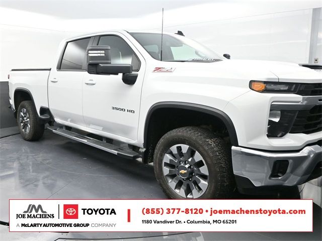 2024 Chevrolet Silverado 3500HD LT