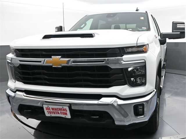 2024 Chevrolet Silverado 3500HD LT