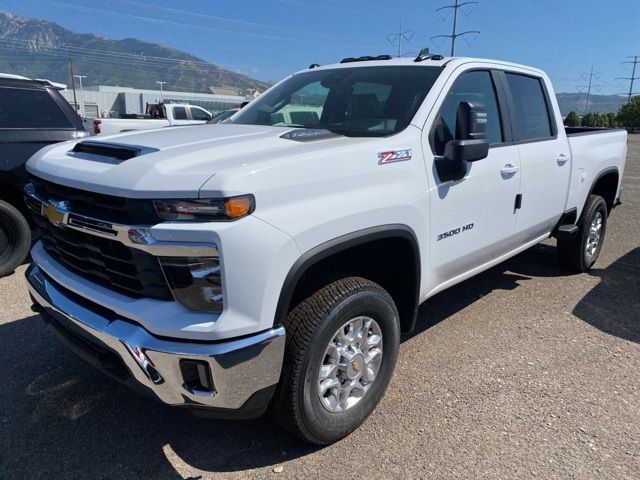 2024 Chevrolet Silverado 3500HD LT