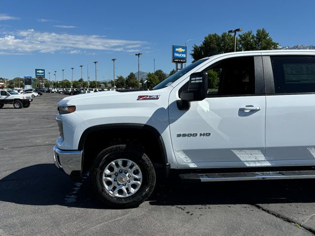 2024 Chevrolet Silverado 3500HD LT