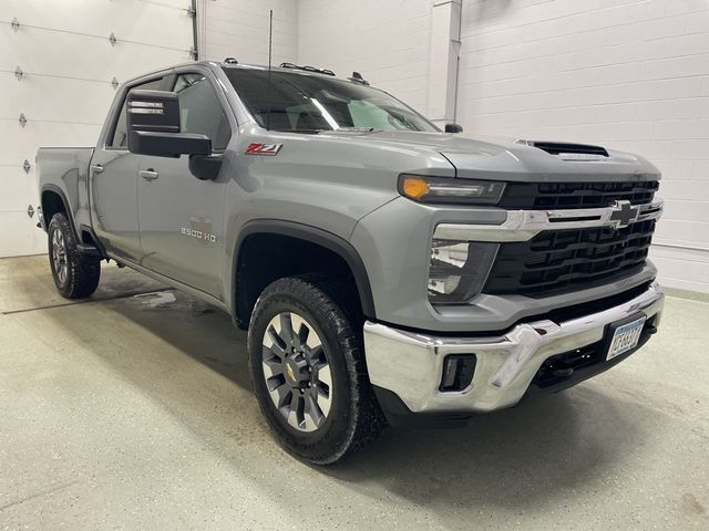 2024 Chevrolet Silverado 3500HD LT