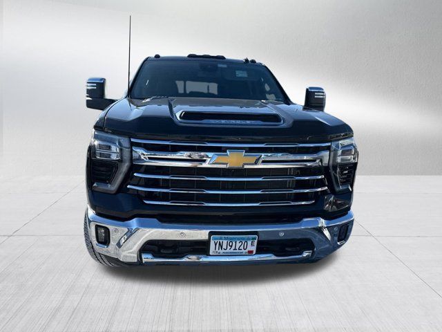 2024 Chevrolet Silverado 3500HD LTZ