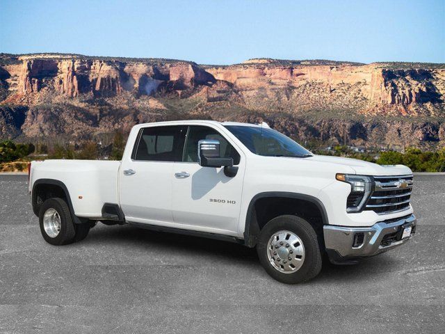 2024 Chevrolet Silverado 3500HD LTZ