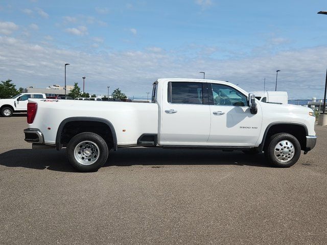 2024 Chevrolet Silverado 3500HD LTZ