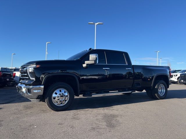 2024 Chevrolet Silverado 3500HD LTZ