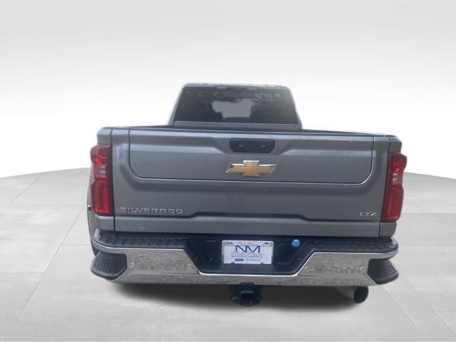 2024 Chevrolet Silverado 3500HD LTZ