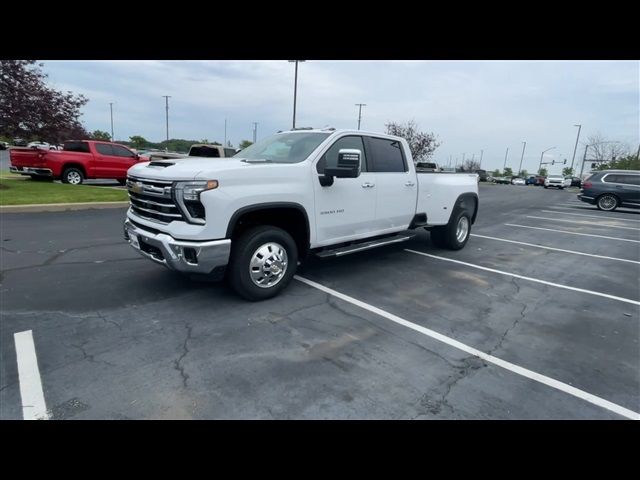 2024 Chevrolet Silverado 3500HD LTZ