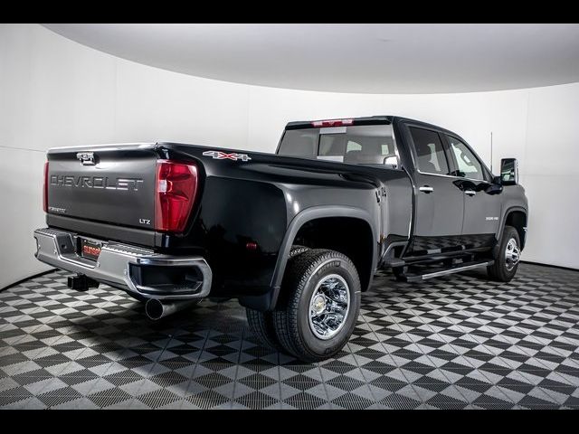 2024 Chevrolet Silverado 3500HD LTZ