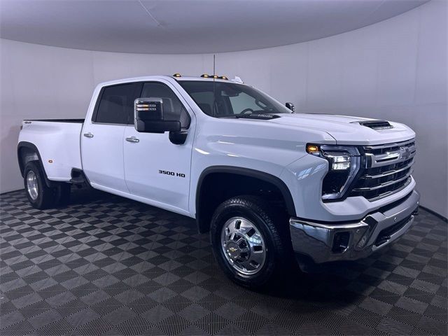 2024 Chevrolet Silverado 3500HD LTZ