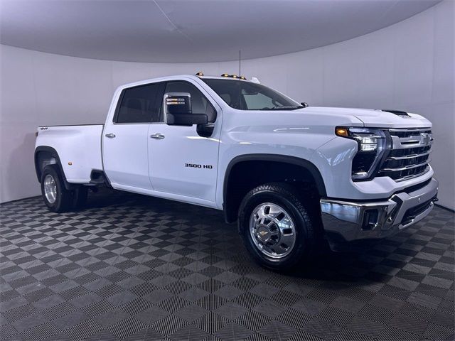 2024 Chevrolet Silverado 3500HD LTZ