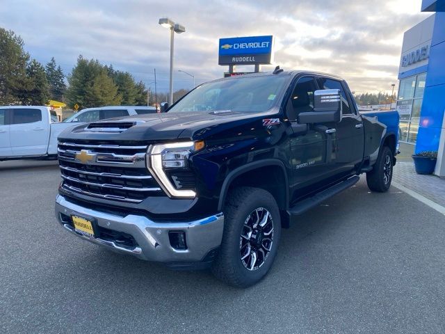 2024 Chevrolet Silverado 3500HD LTZ