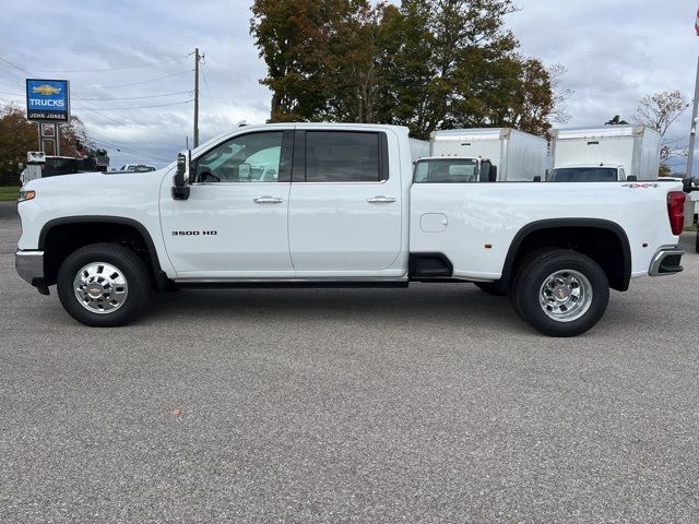 2024 Chevrolet Silverado 3500HD LTZ