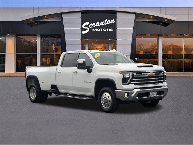 2024 Chevrolet Silverado 3500HD LTZ