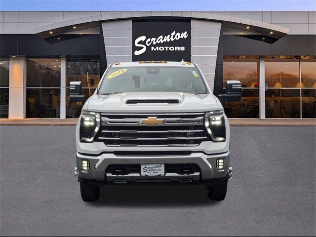 2024 Chevrolet Silverado 3500HD LTZ