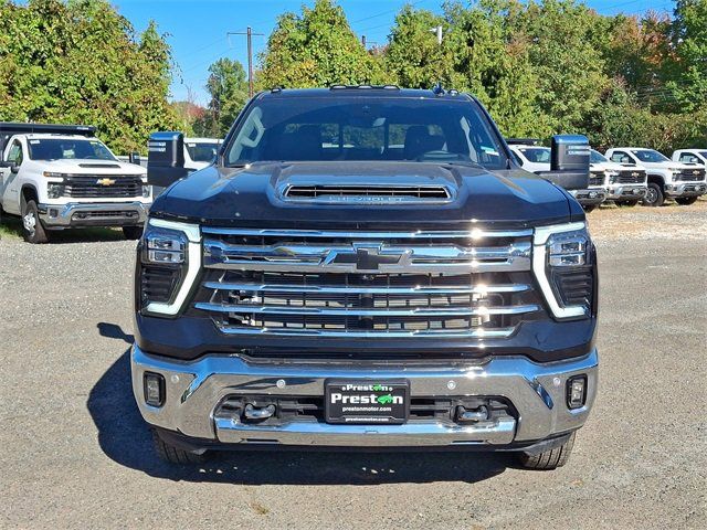 2024 Chevrolet Silverado 3500HD LTZ