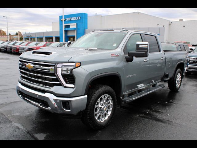 2024 Chevrolet Silverado 3500HD LTZ