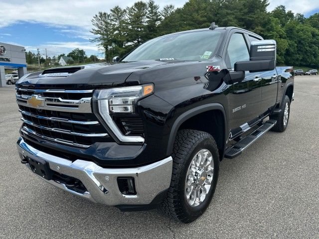 2024 Chevrolet Silverado 3500HD LTZ