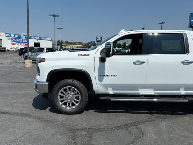 2024 Chevrolet Silverado 3500HD LTZ