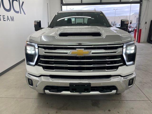 2024 Chevrolet Silverado 3500HD LTZ