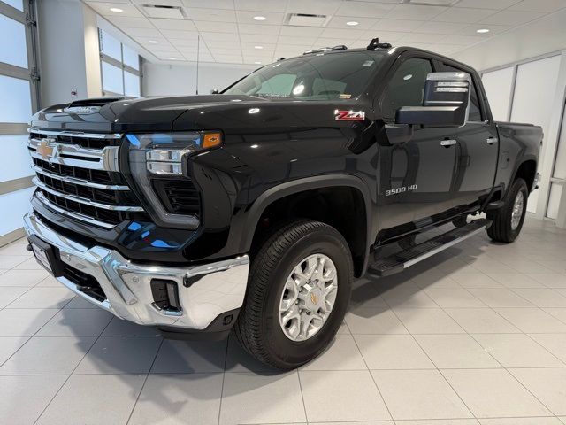 2024 Chevrolet Silverado 3500HD LTZ