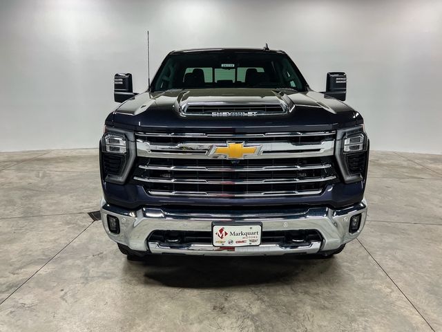 2024 Chevrolet Silverado 3500HD LTZ