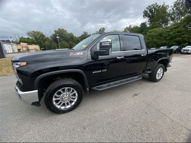 2024 Chevrolet Silverado 3500HD LTZ