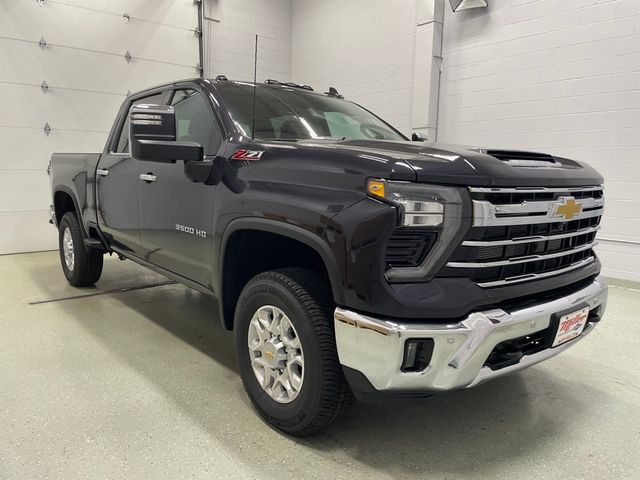 2024 Chevrolet Silverado 3500HD LTZ