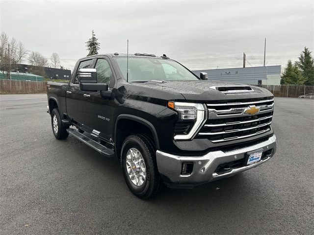 2024 Chevrolet Silverado 3500HD LTZ