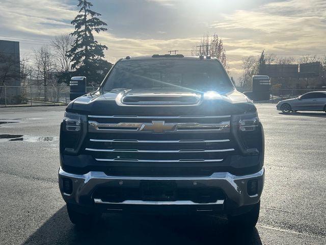 2024 Chevrolet Silverado 3500HD LTZ